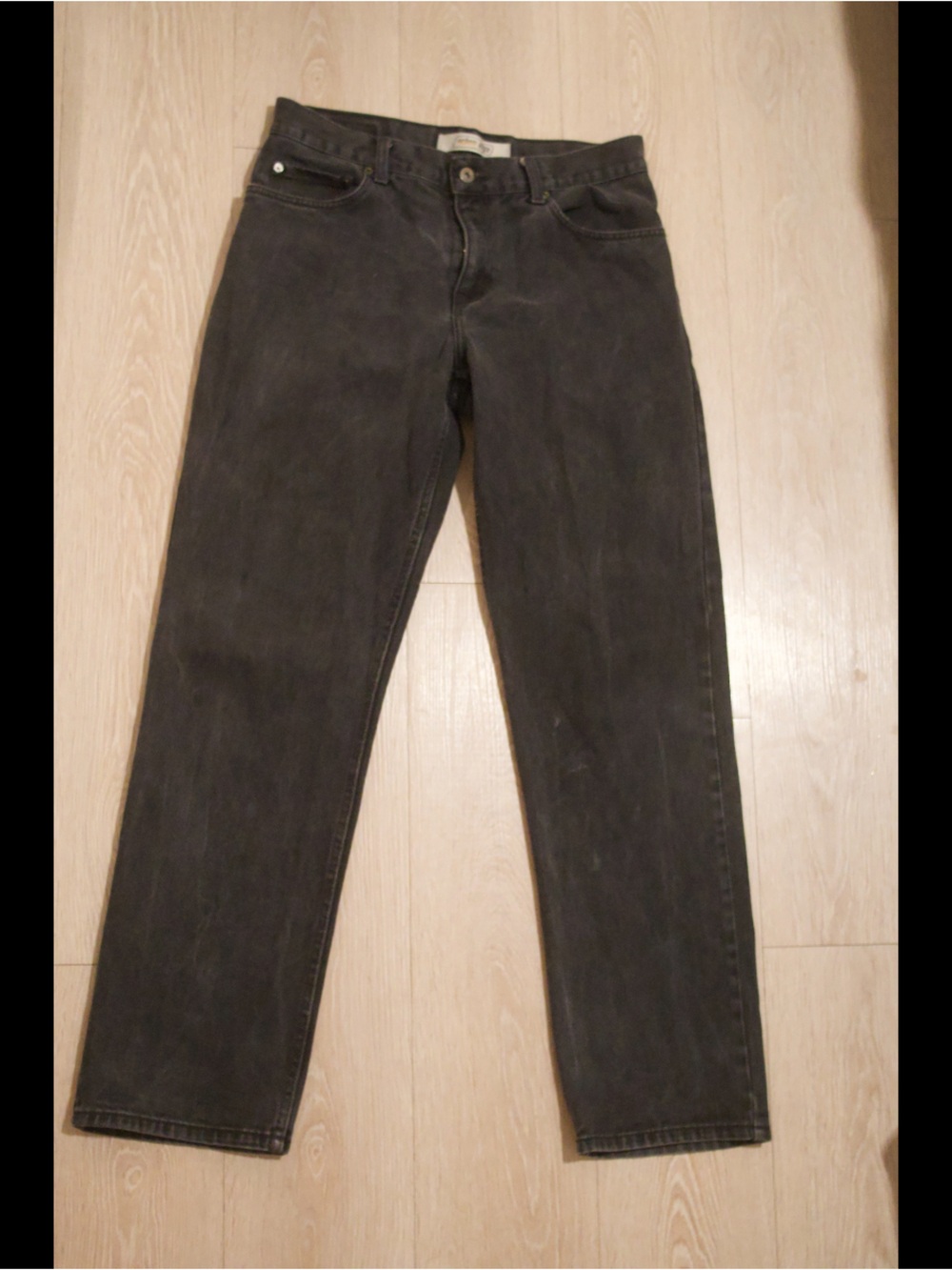 Men's Straight Jeans in Washed Black - Everyday Staple
